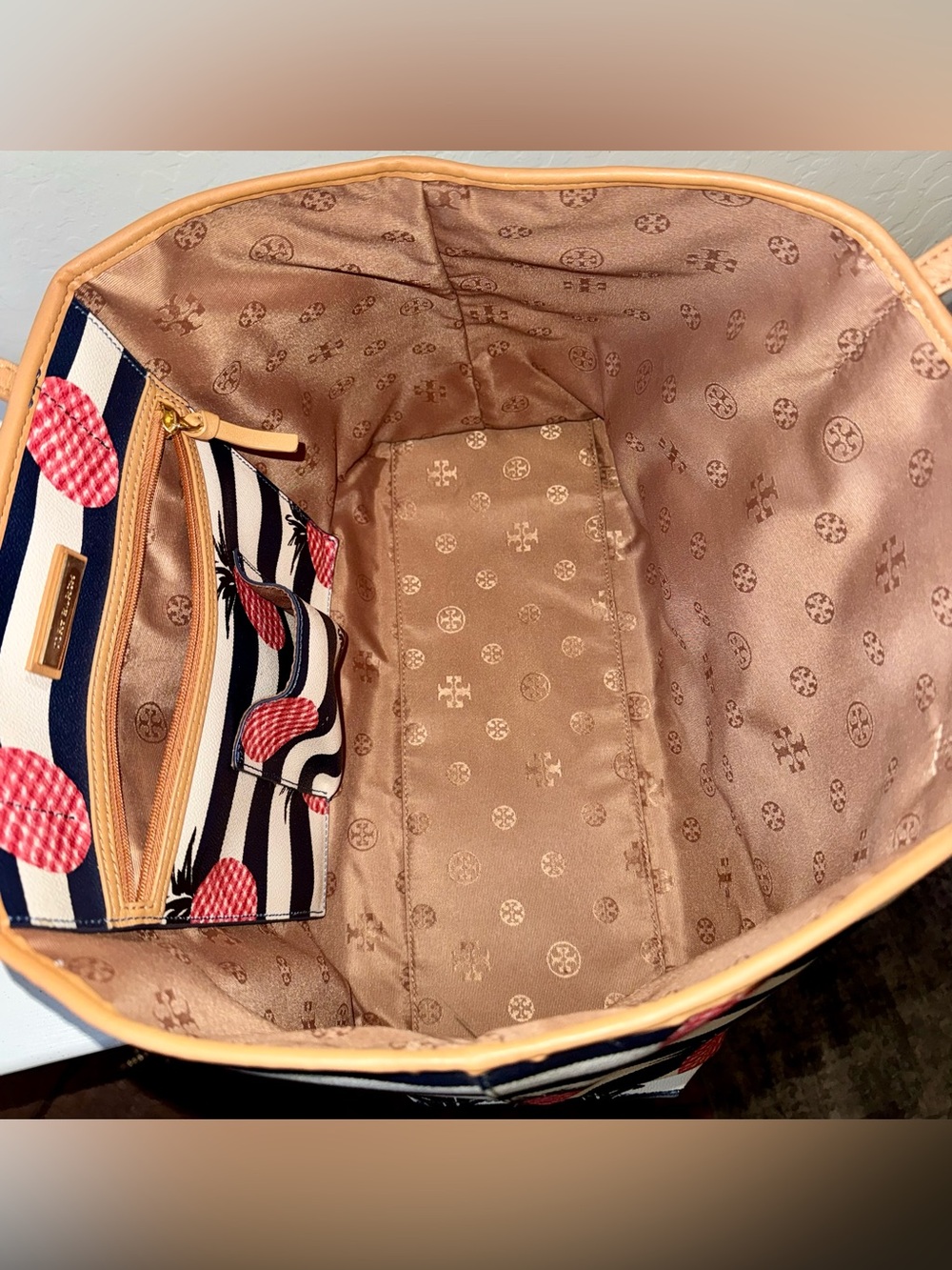 Tory Burch Kerrington Striped Pink Pineapple Tote 2015 - like new condition - Picture 10 of 15